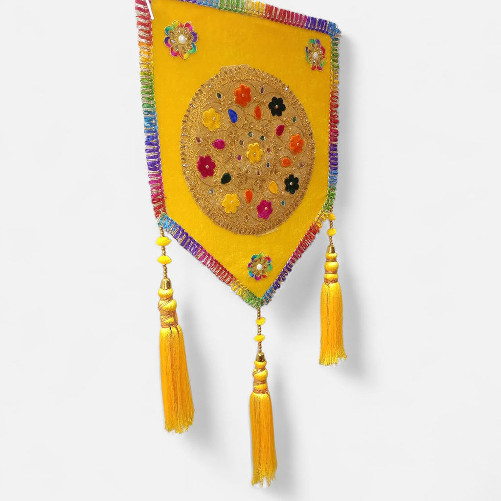 Senil Velvet Hanging with Tassels (Pack of 6)